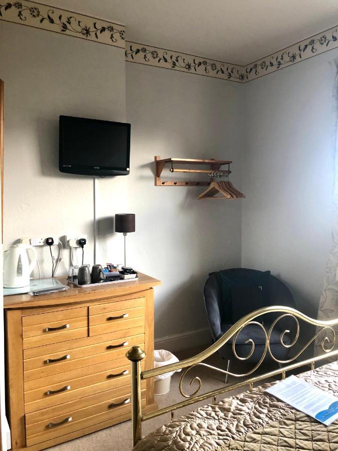 Brook House Bed and Breakfast Μπρόντγουεϊ Εξωτερικό φωτογραφία