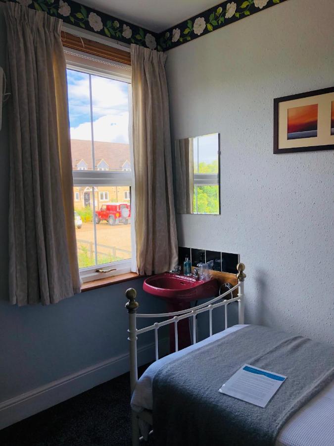 Brook House Bed and Breakfast Μπρόντγουεϊ Εξωτερικό φωτογραφία