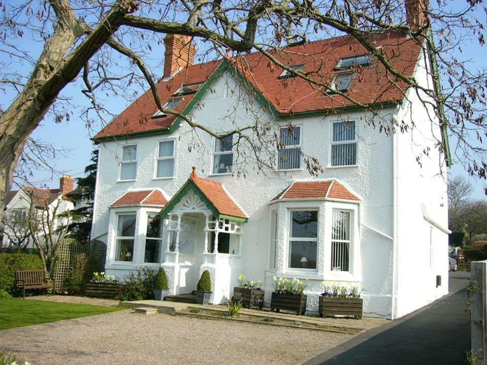 Brook House Bed and Breakfast Μπρόντγουεϊ Εξωτερικό φωτογραφία